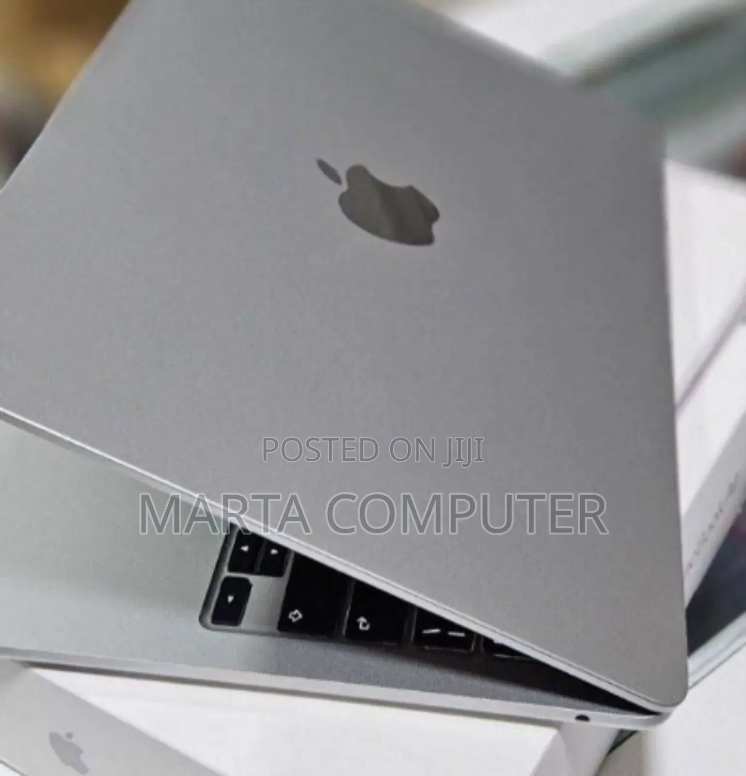 New Laptop Apple MacBook Air 2025 M4 13-inch 16GB Apple M4 SSD 256GB