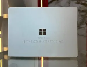 New Laptop Microsoft Surface 8GB Intel Core i5 SSD 256GB