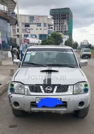 Nissan Navara 2004 Silver