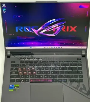 New Laptop Asus 32GB Intel Core i9 SSD 2T