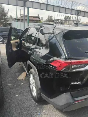 New Toyota RAV4 XLE 2022 Black