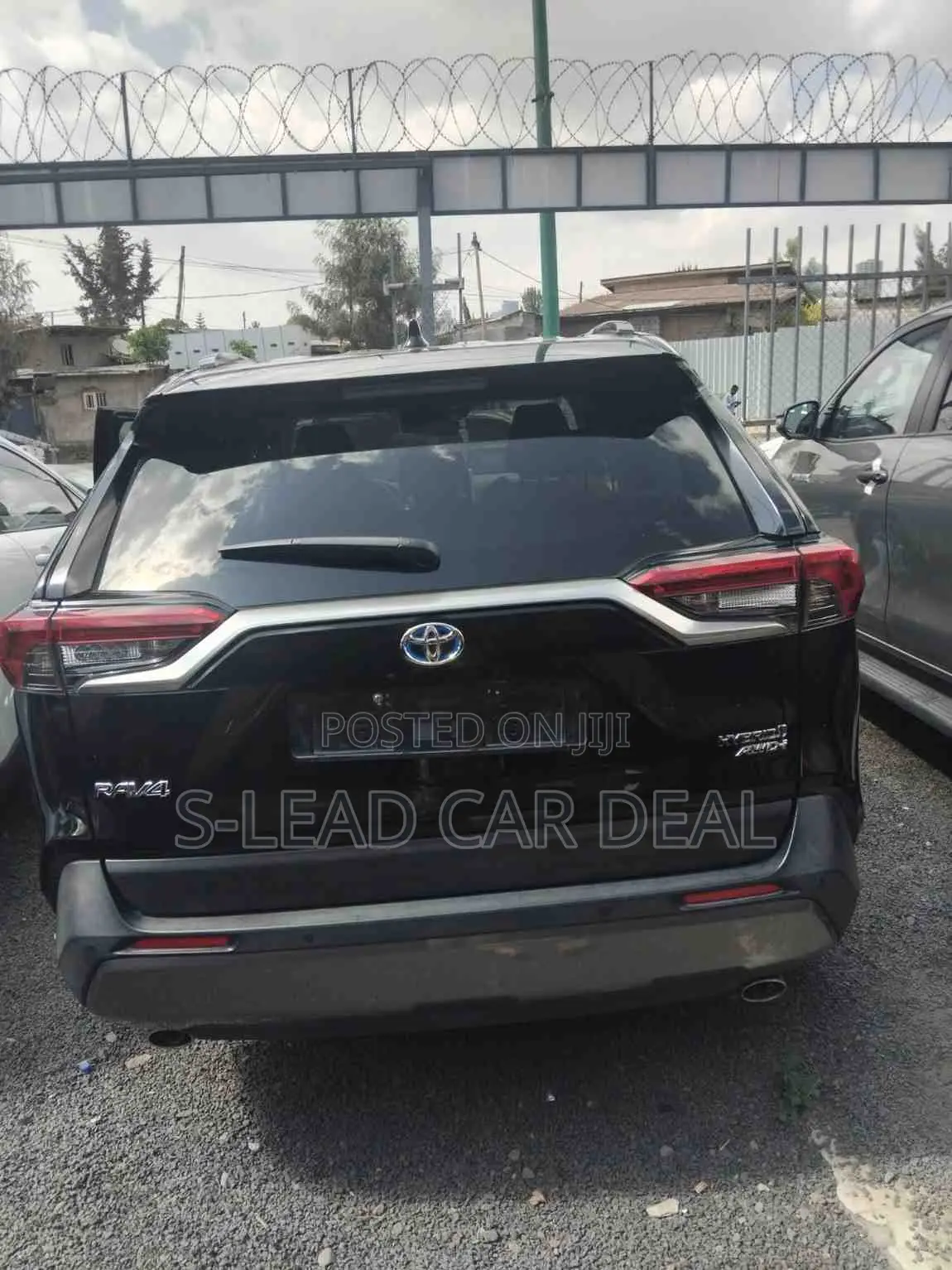 New Toyota RAV4 XLE 2022 Black