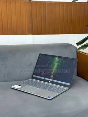 New Laptop HP Stream Notebook 8GB Intel Core i5 SSD 512GB