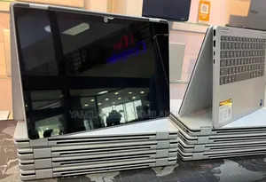 New Laptop HP OmniBook 5 Flip 16GB Intel Core 7 SSD 512GB