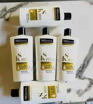 Tresemmé Conditioner 700ml