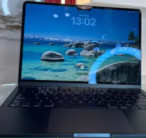 New Laptop Apple MacBook Air 2024 M3 13-inch 16GB Apple M3 SSD 512GB