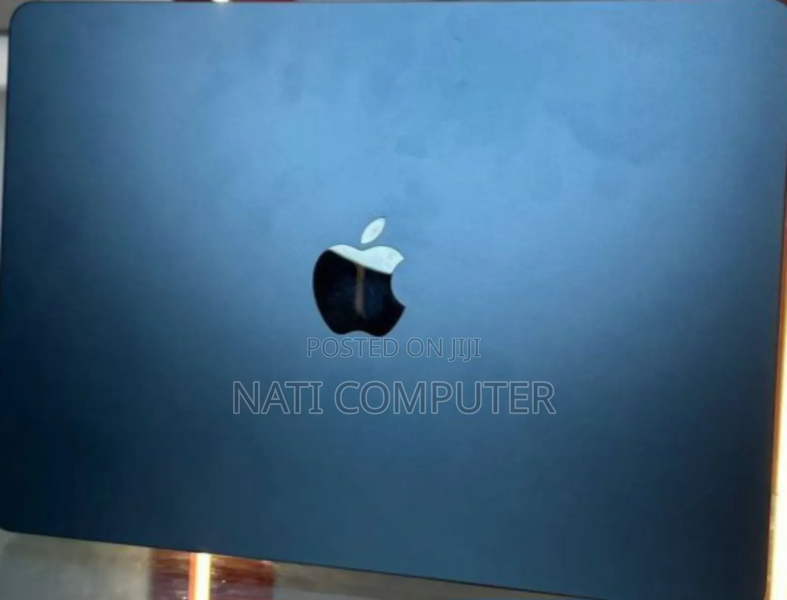 New Laptop Apple MacBook Air 2024 M3 13-inch 16GB Apple M3 SSD 512GB