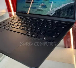 New Laptop Apple MacBook Air 2024 M3 13-inch 16GB Apple M3 SSD 512GB