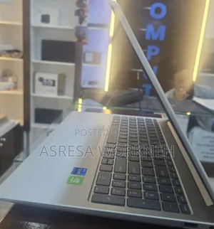 New Laptop HP Stream Notebook 8GB Intel Core i7 SSD 512GB