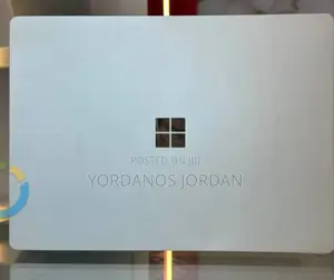 New Laptop Microsoft Surface 8GB Intel Core i5 SSD 256GB
