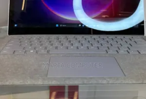 New Laptop Microsoft Surface 8GB Intel Core i5 SSD 256GB