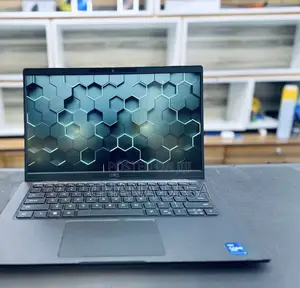 New Laptop Dell Latitude 5310 32GB Intel Core i7 SSD 512GB