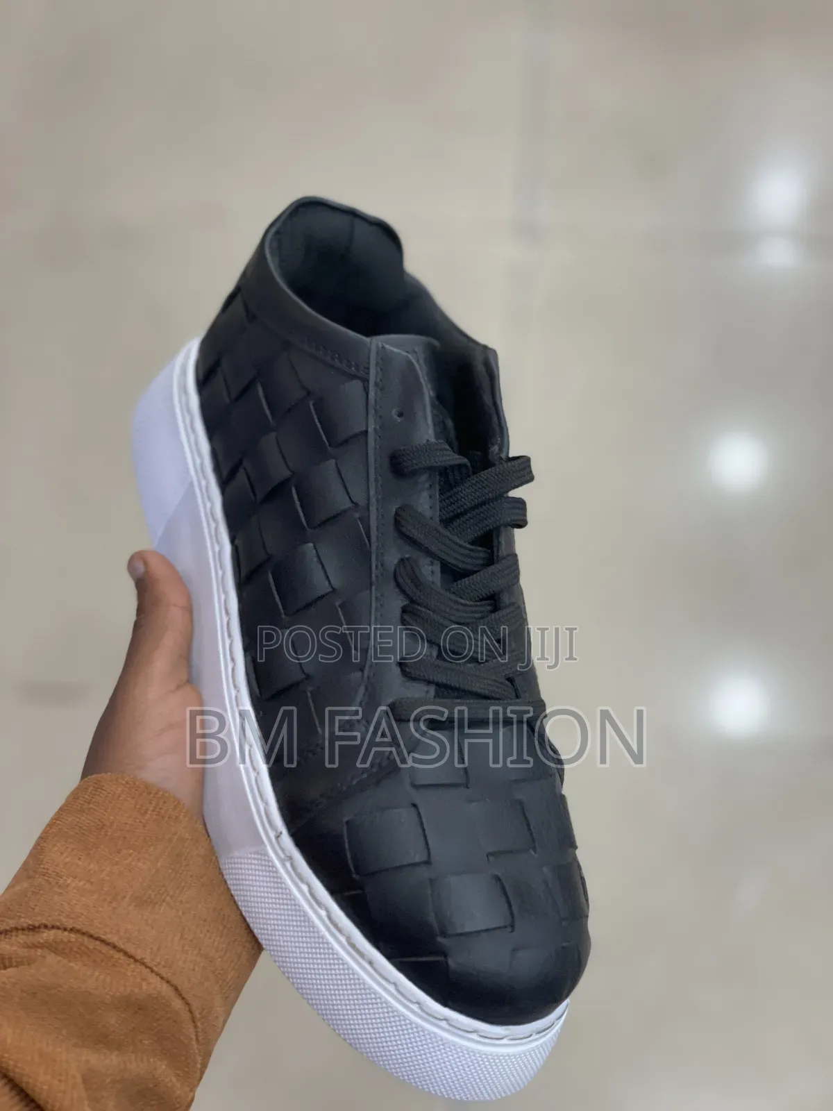 Men's Black Woven Leather Low-Top Sneakers (100% Original Material)