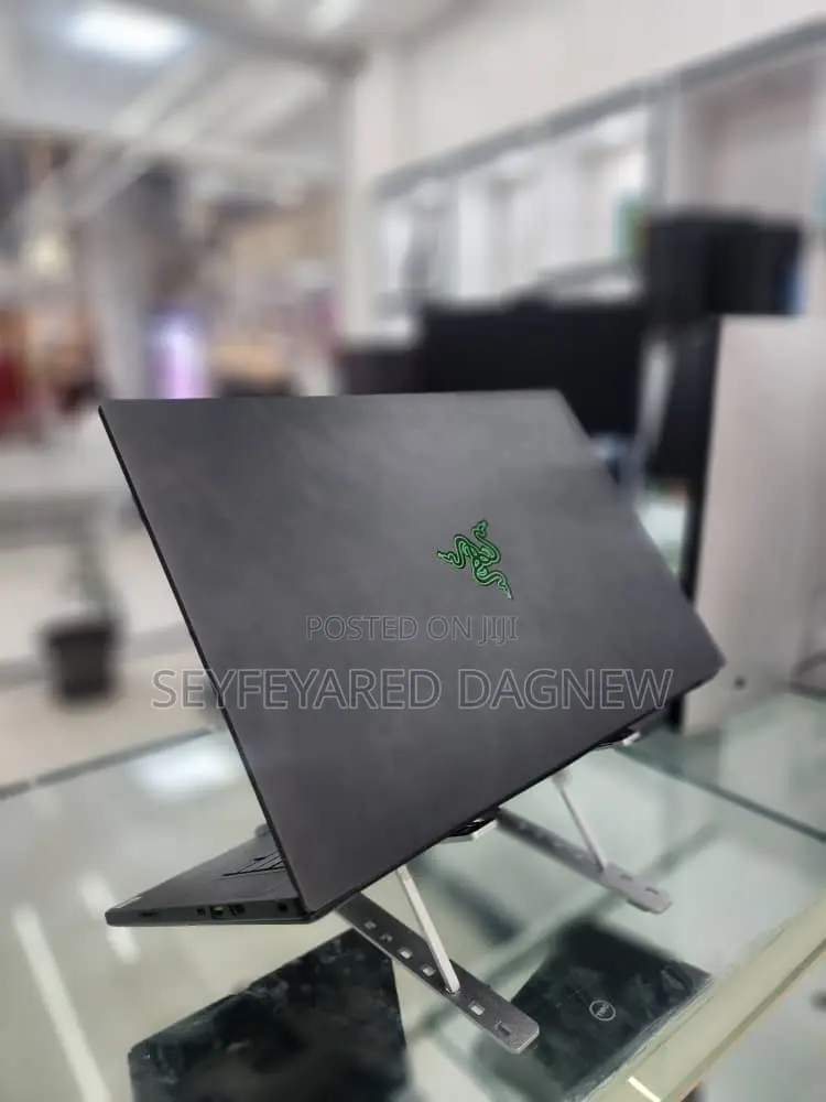 Laptop Razer Blade Advanced 32GB Intel Core i7 SSD 512GB