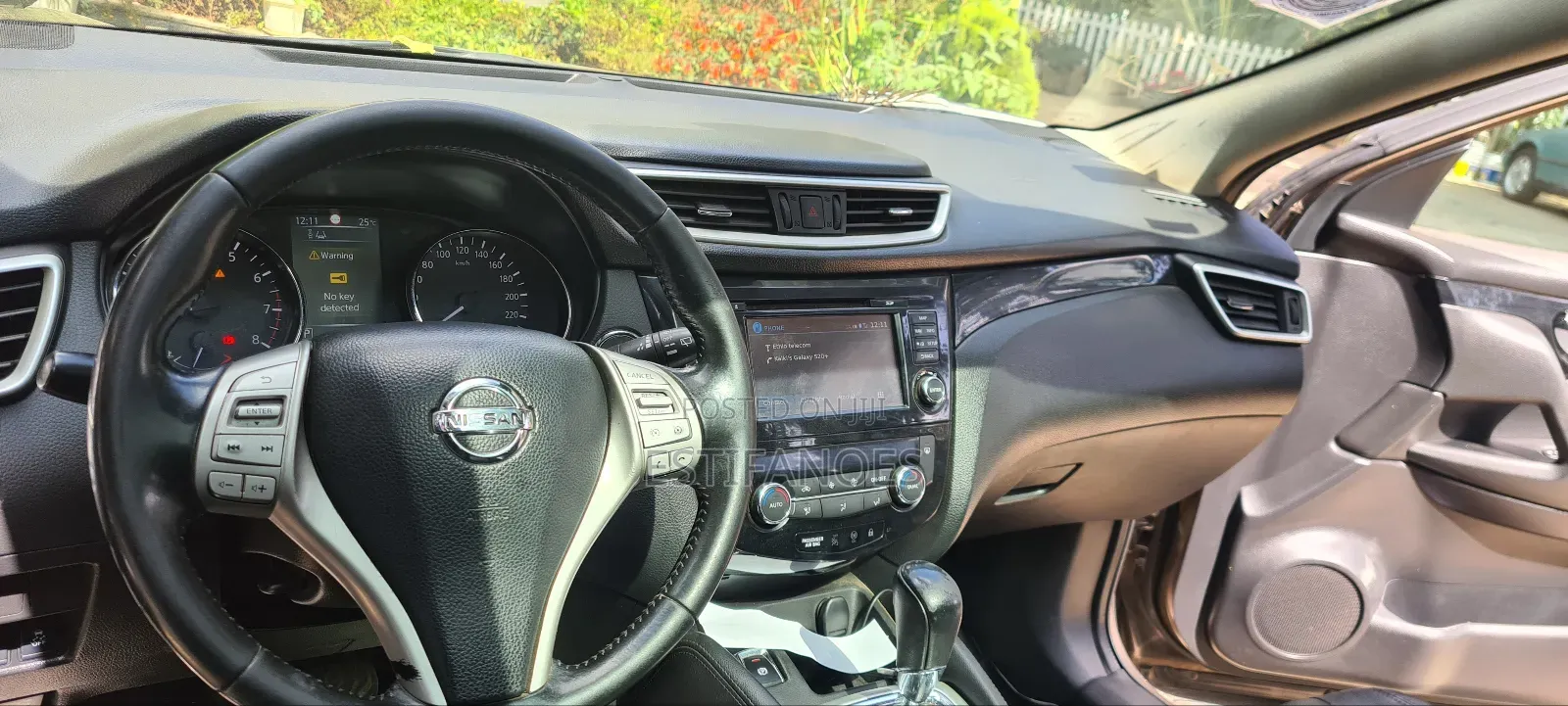 Nissan Qashqai 2017 Brown