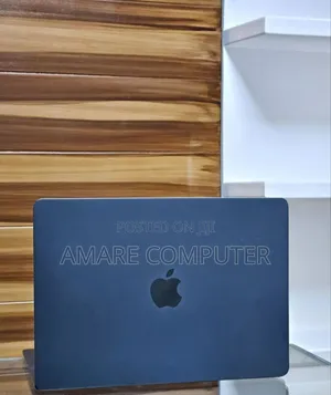 New Laptop Apple MacBook Air 2025 M4 13-inch 16GB Apple M4 SSD 256GB