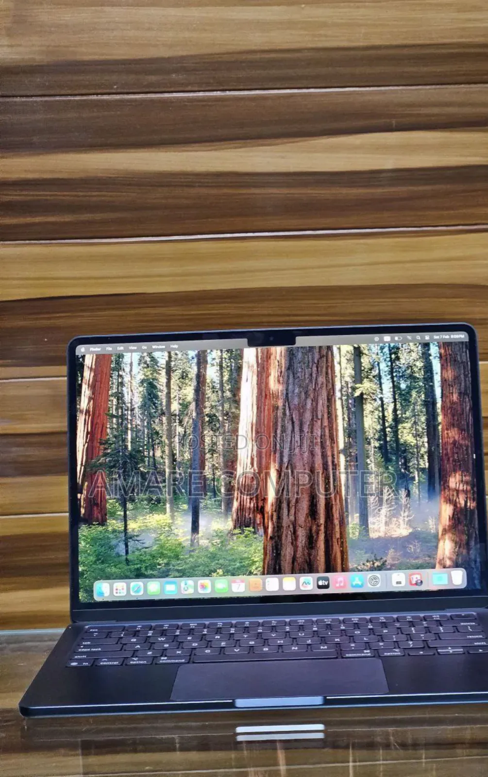 New Laptop Apple MacBook Air 2025 M4 13-inch 16GB Apple M4 SSD 256GB