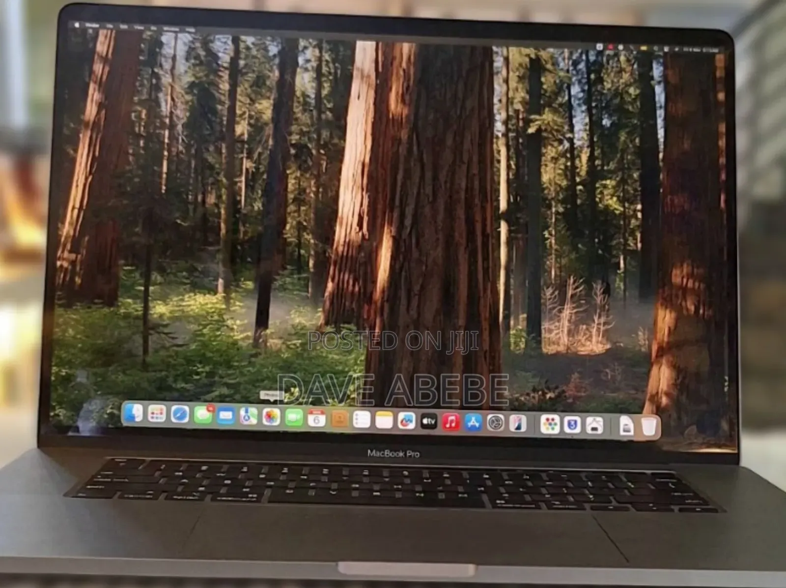 New Laptop Apple MacBook Pro 2019 16GB Intel Core i7 SSD 512GB