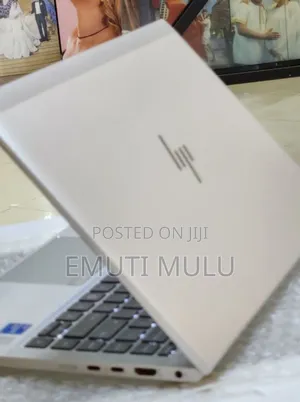 New Laptop HP EliteBook 840 G8 16GB Intel Core i7 SSD 512GB