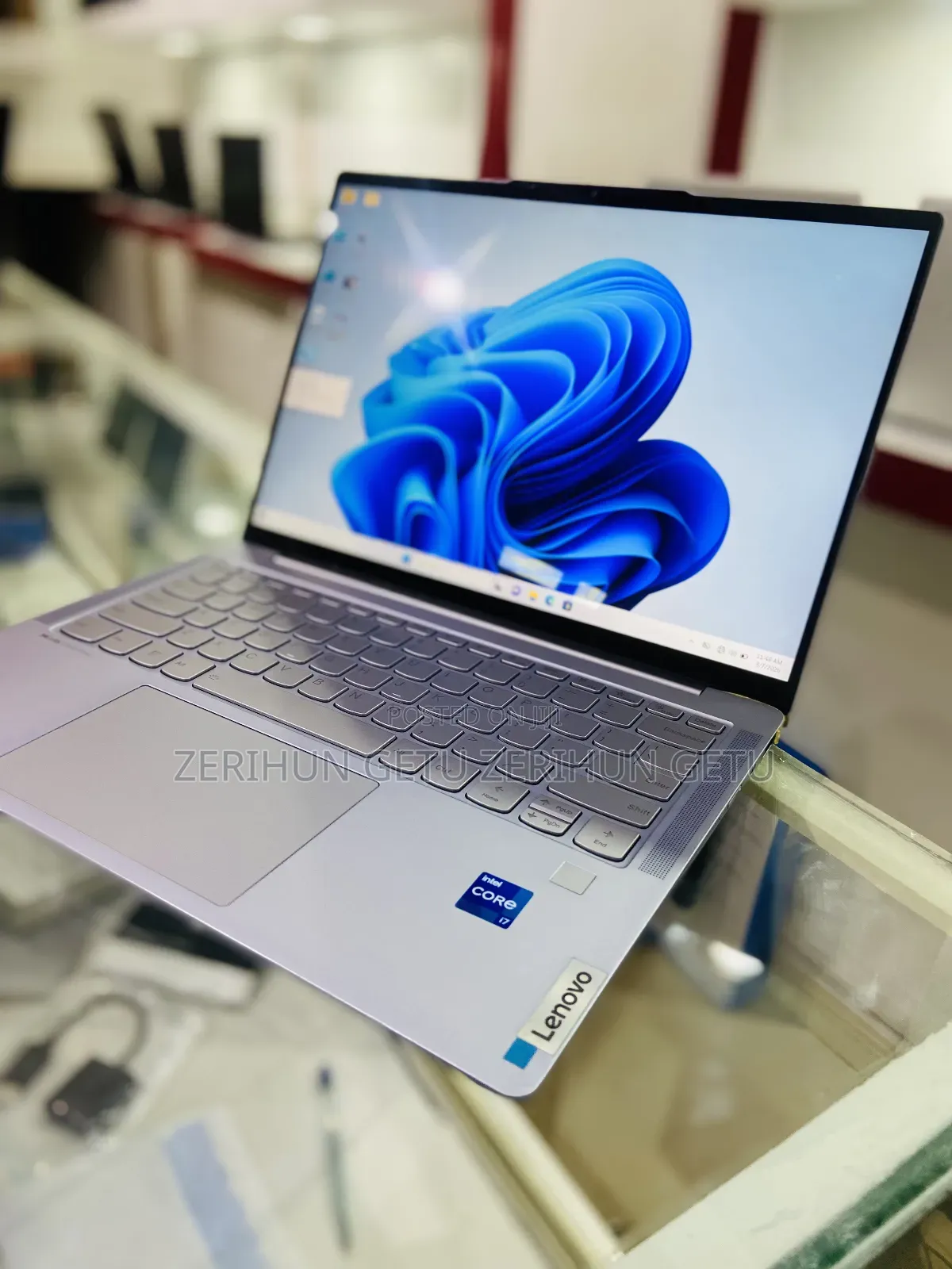 New Laptop Lenovo 16GB Intel Core i7 SSD 512GB