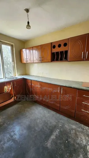 2bdrm Condo in Summit Condominiums, Bole for sale