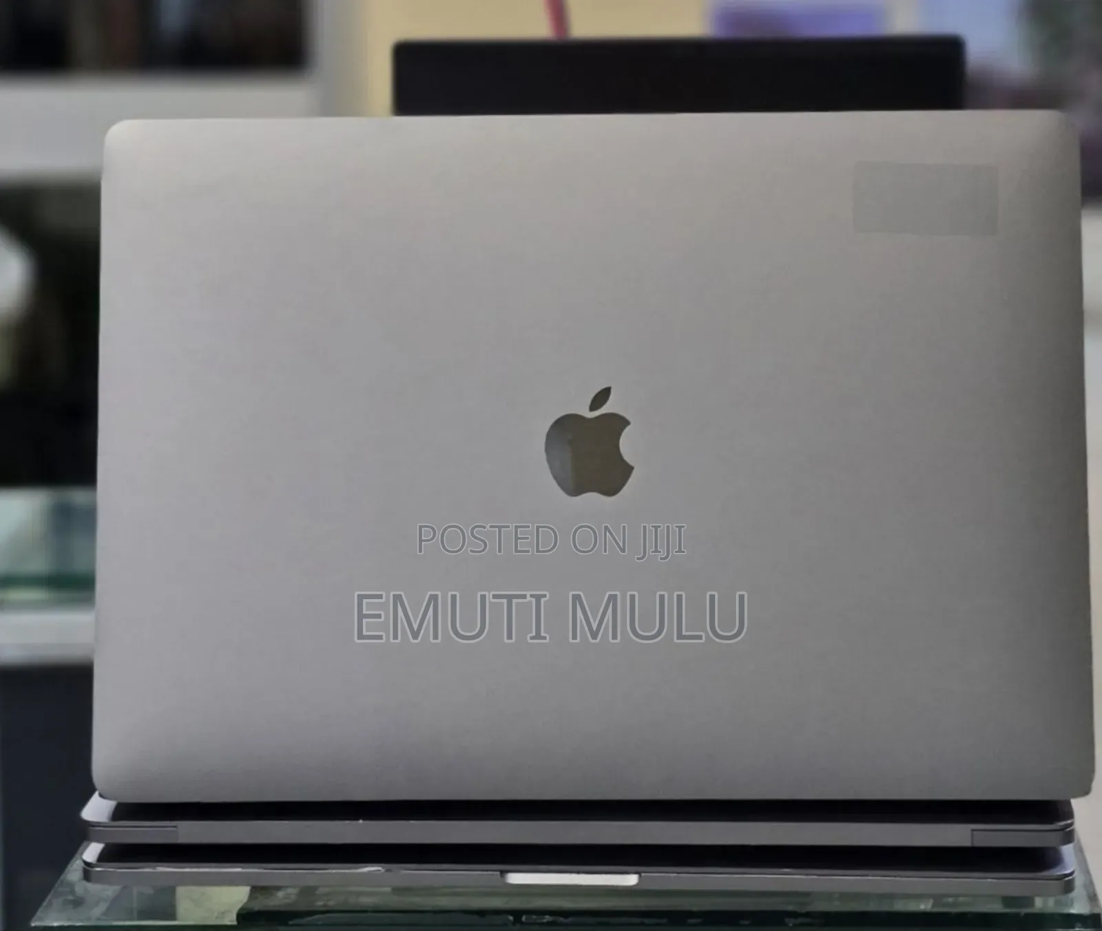 New Laptop Apple MacBook Pro 2017 16GB Intel Core i7 SSD 512GB