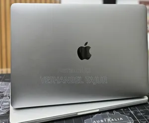 New Laptop Apple MacBook Pro 2017 8GB Intel Core i5 SSD 128GB