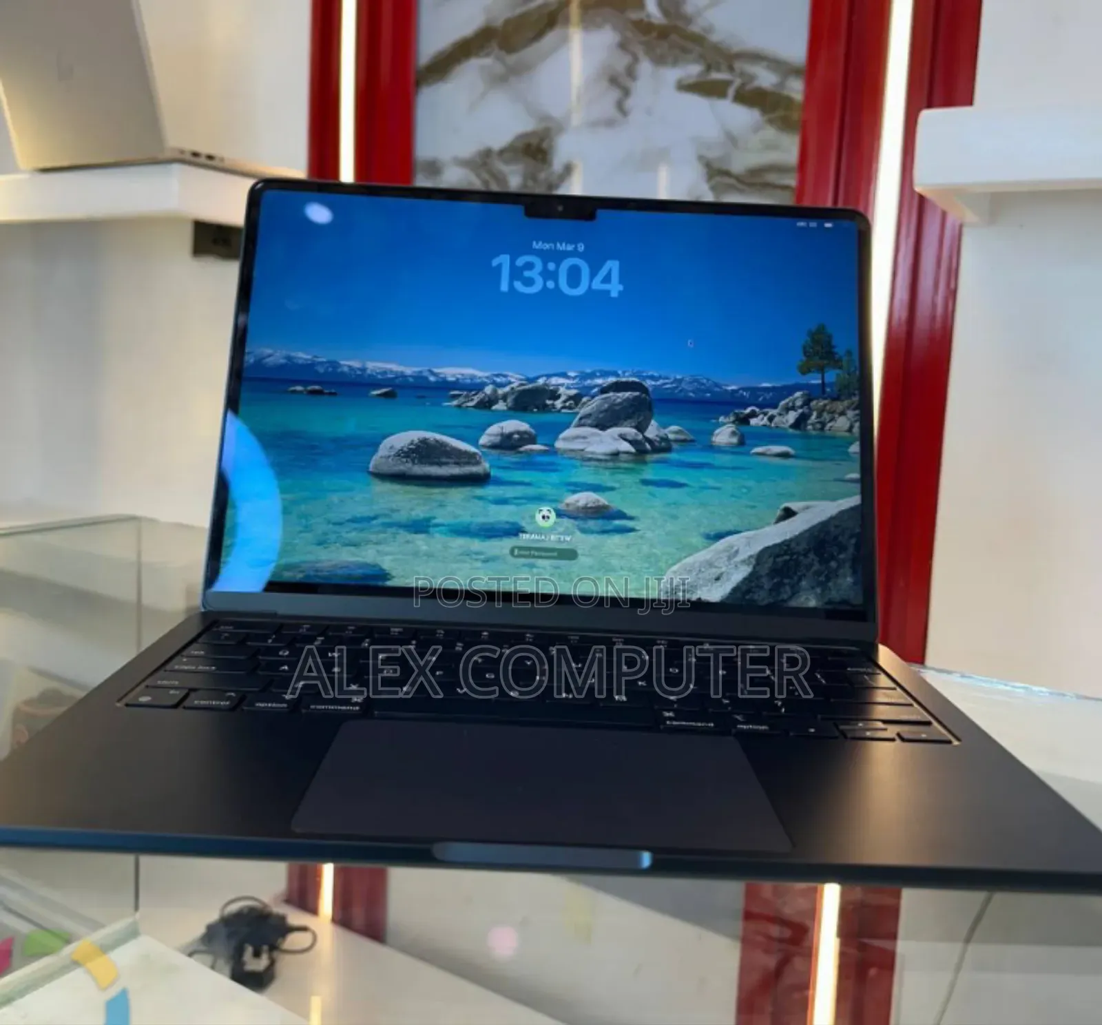 New Laptop Apple MacBook Air 2024 M3 13-inch 16GB Apple M3 SSD 512GB