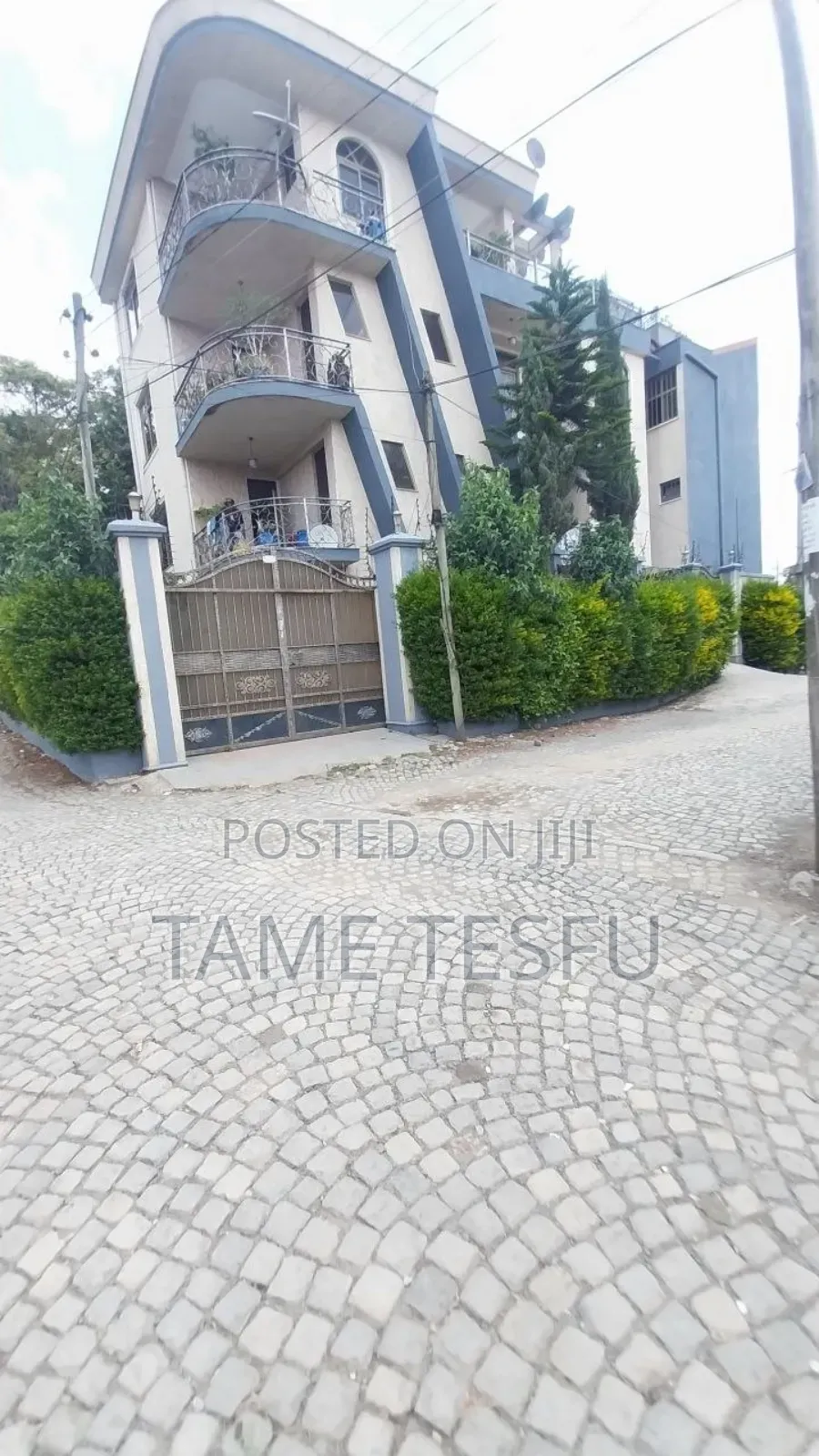 Furnished 8bdrm House in Cmc, Yeka for sale