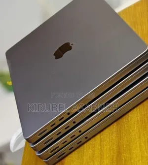 New Laptop Apple MacBook Pro M1 32GB Apple M1 Pro SSD 512GB