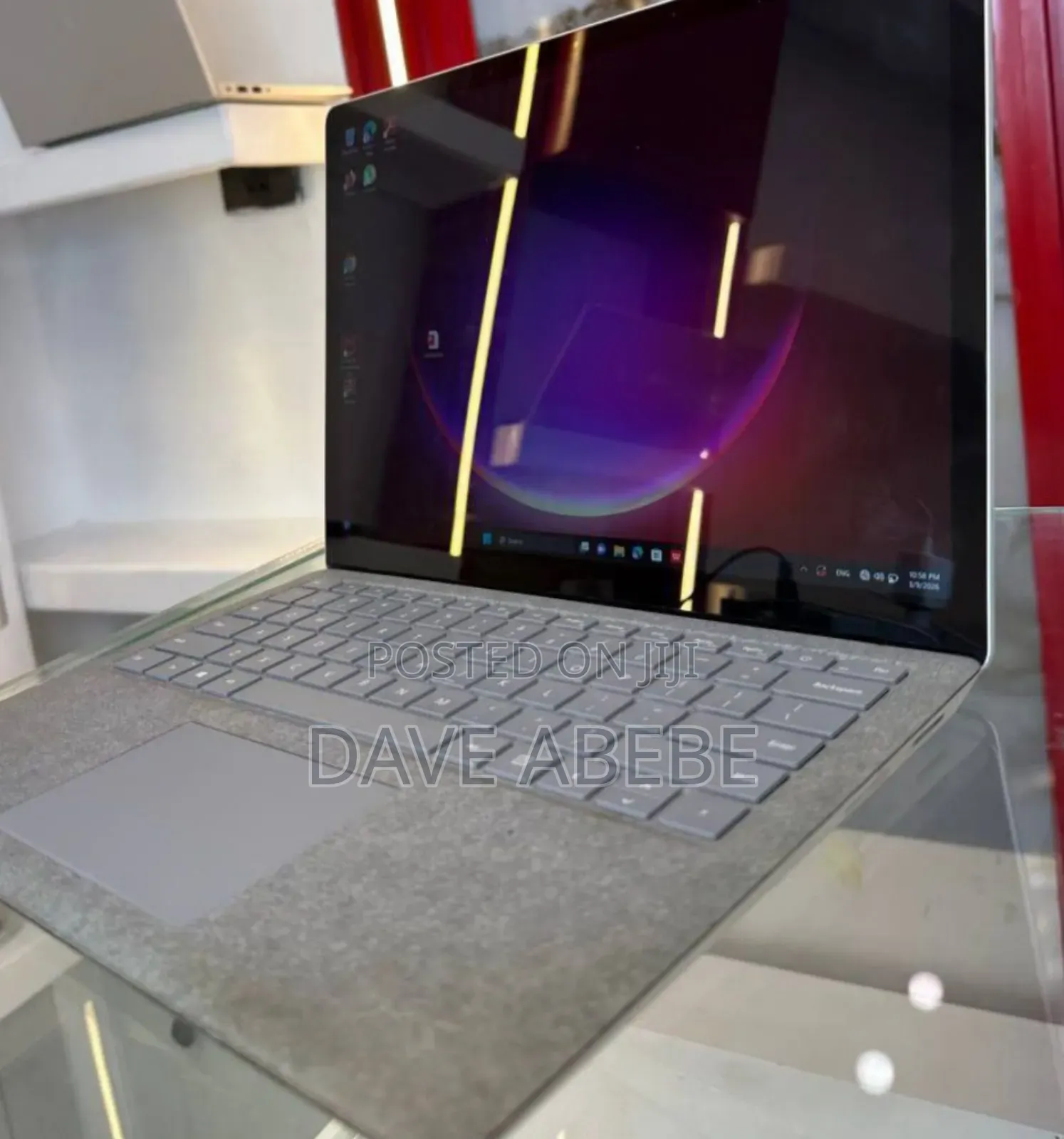 New Laptop Microsoft Surface Laptop 8GB Intel Core i5 SSD 256GB