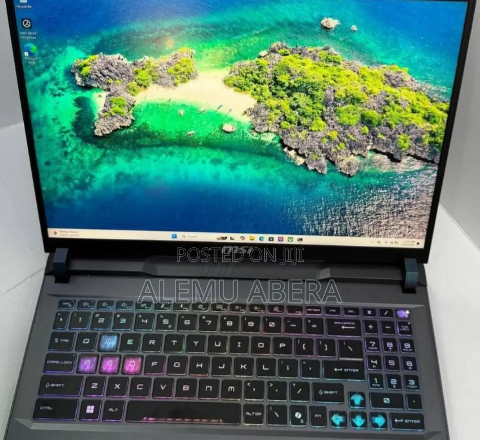 New Laptop MSI Vector 16 HX AI A2XWIG 32GB Intel Core Ultra 7 SSD 512GB