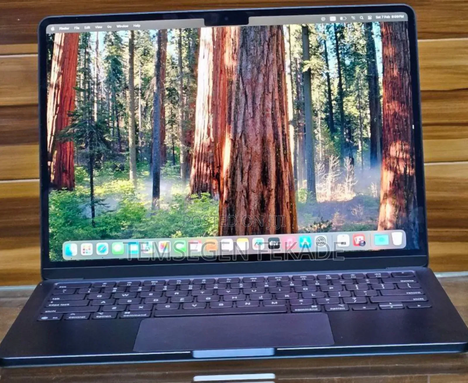 New Apple MacBook Air 2025 M4 13-inch 16GB Apple M4 Max SSD 256GB