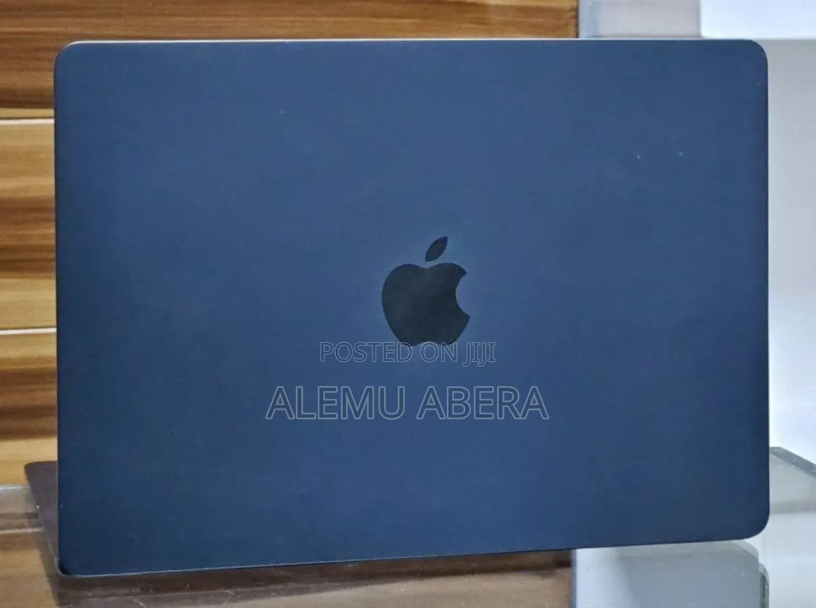 New Laptop Apple MacBook Air 2025 M4 13-inch 16GB Apple M4 SSD 256GB