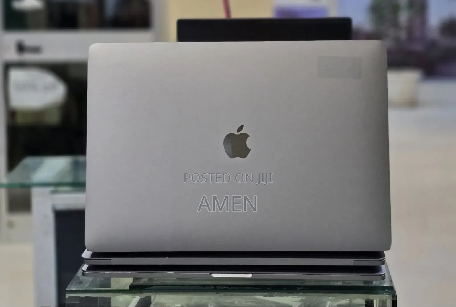 New Laptop Apple MacBook Pro 2017 16GB Intel Core i7 SSD 512GB