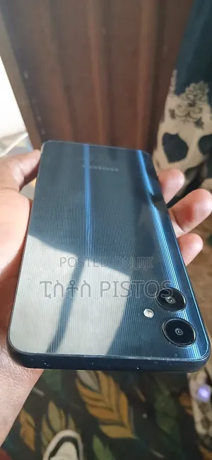 Samsung Galaxy A06 128 GB Black