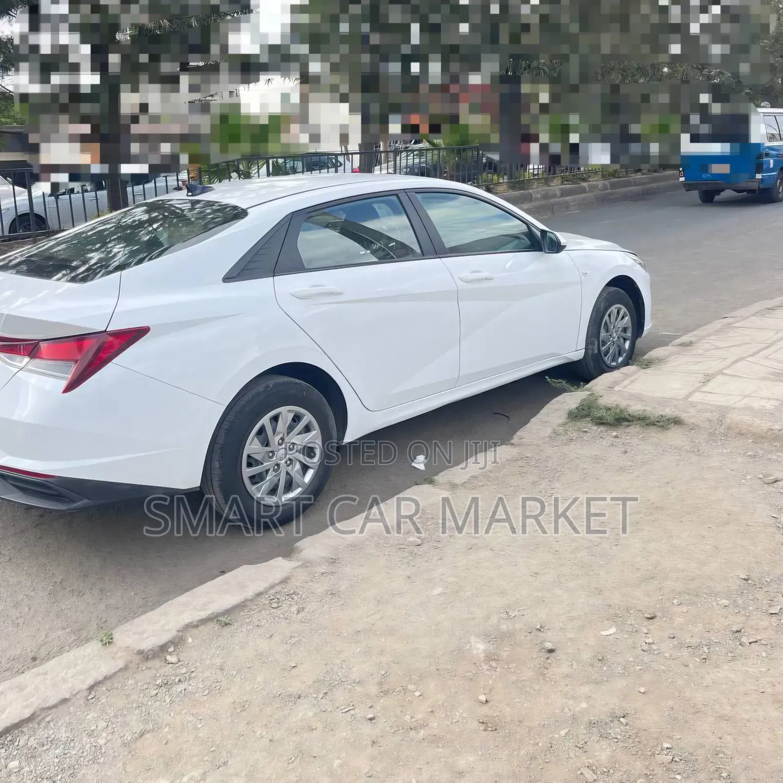 Hyundai Elantra 2022 White
