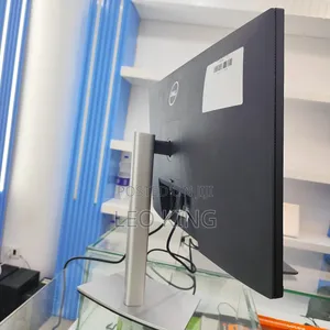 Dell Usb-C Monitor, 27" Uhd Ips Panel, 60hz Rf 16:9 Ar