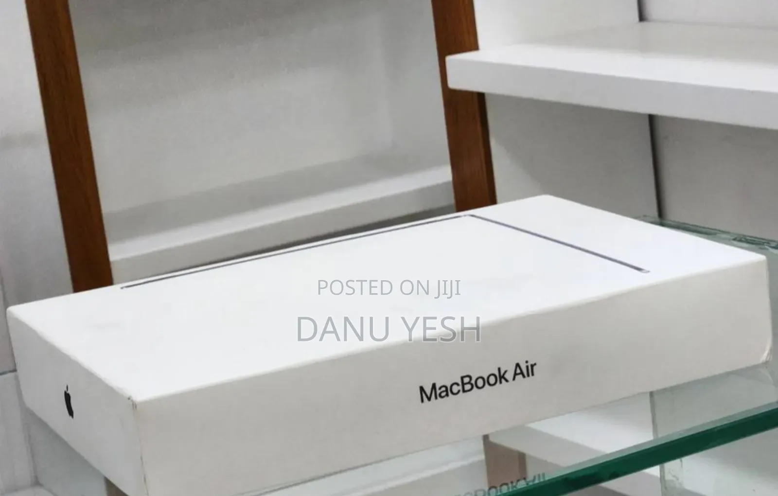 New Laptop Apple MacBook Air 2025 M4 15-inch 16GB Apple M4 SSD 256GB