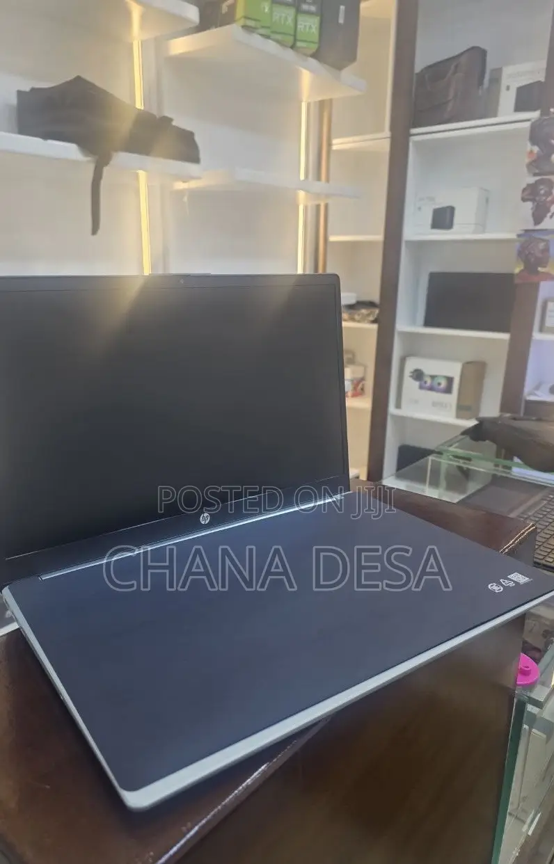 New Laptop HP 8GB Intel Core i7 SSD 512GB