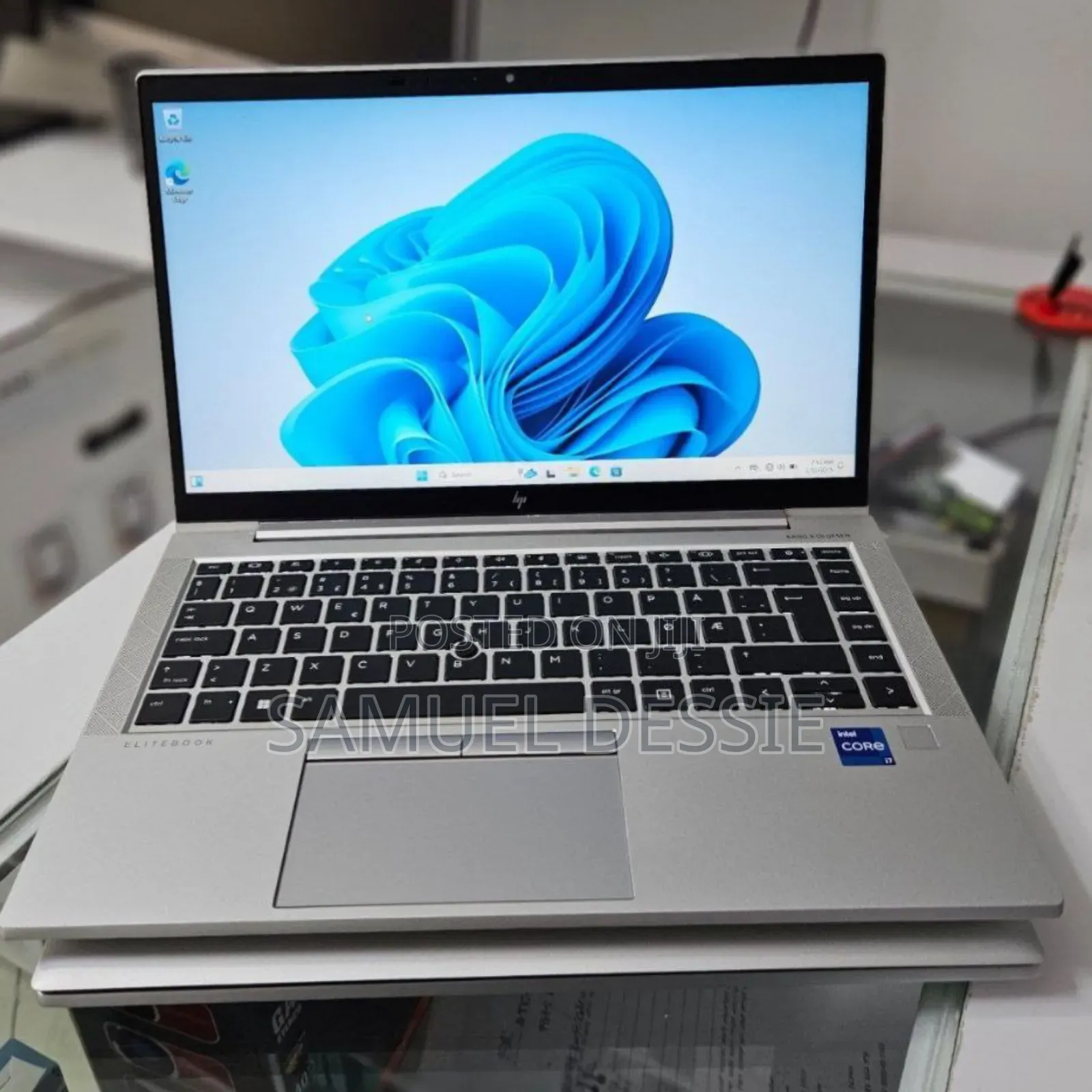 New Laptop HP EliteBook 840 G8 16GB Intel Core i7 SSD 512GB