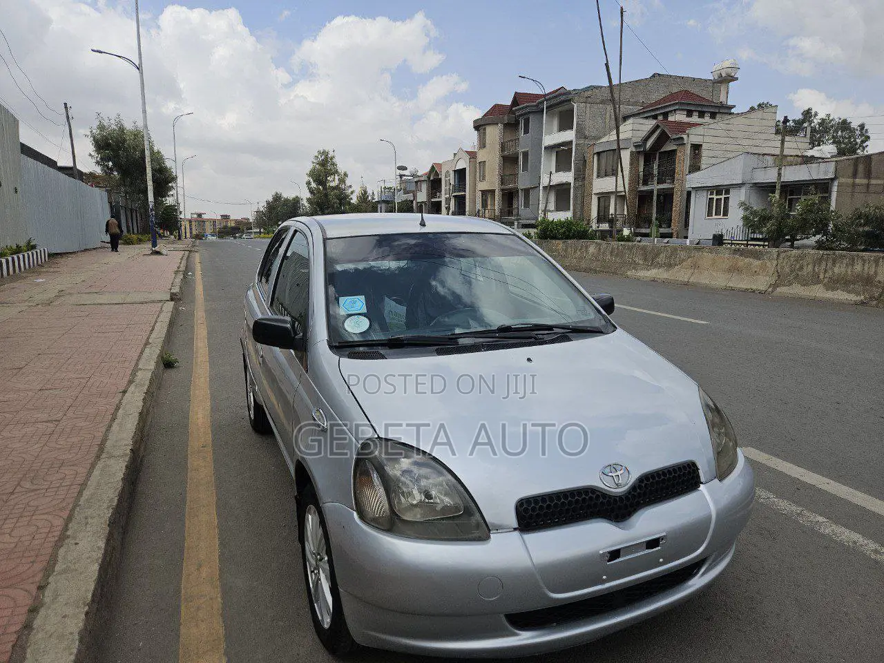 Toyota Vitz 2002