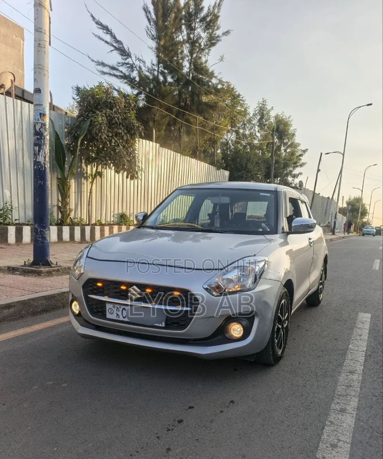 Suzuki Swift 2022 Silver