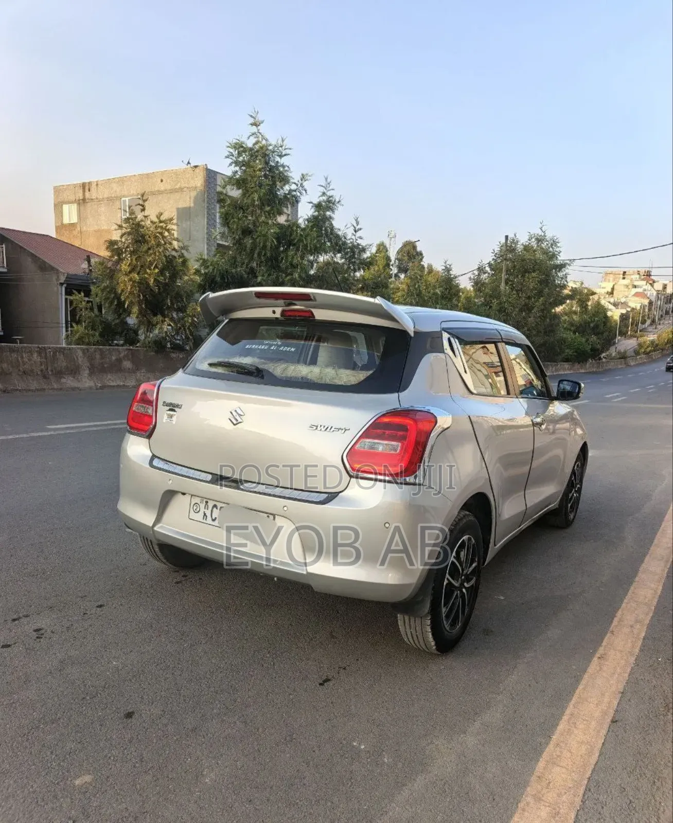 Suzuki Swift 2022 Silver