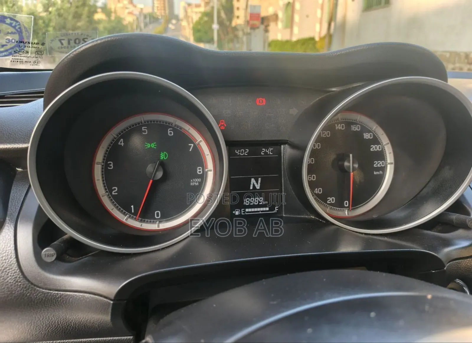 Suzuki Swift 2022 Silver