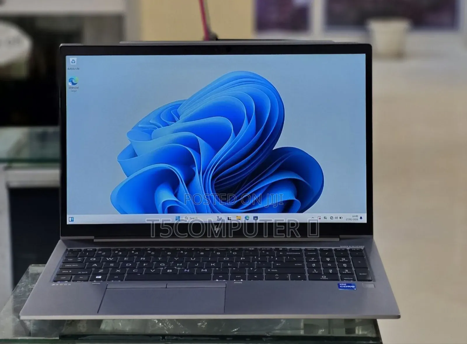 New Laptop HP ZBook Studio G8 16GB Intel Core i7 SSD 512GB