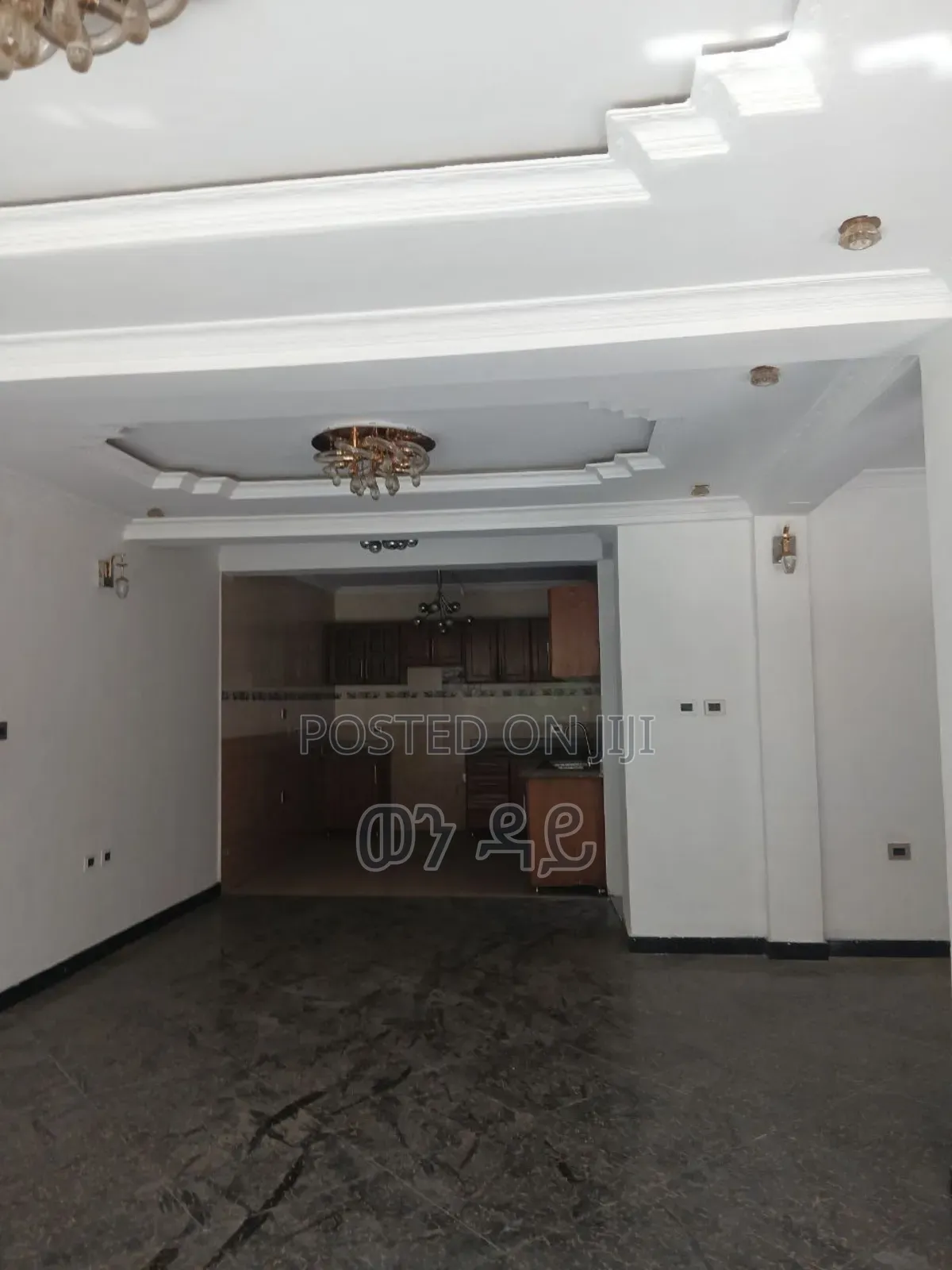 Furnished 7bdrm House in Bole for sale