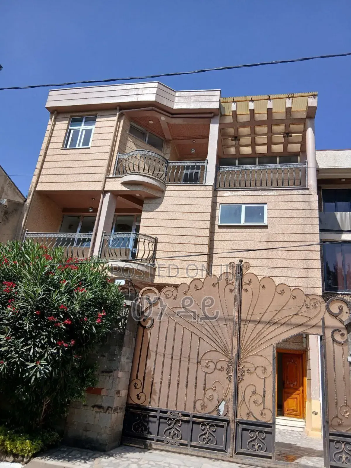 Furnished 7bdrm House in Bole for sale