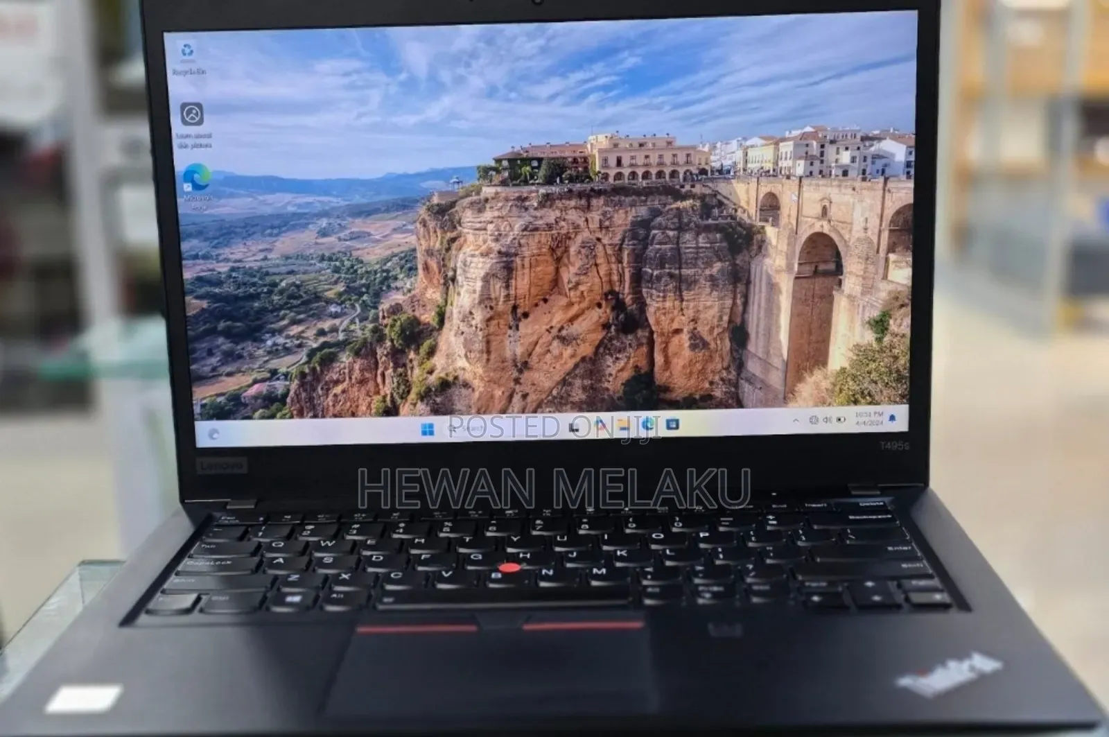New Laptop Lenovo ThinkPad t495s 16GB AMD Ryzen 7 SSD 512GB