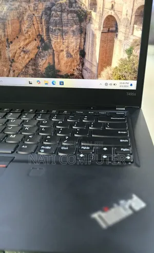 New Laptop Lenovo ThinkPad t495s 16GB AMD Ryzen 7 SSD 512GB